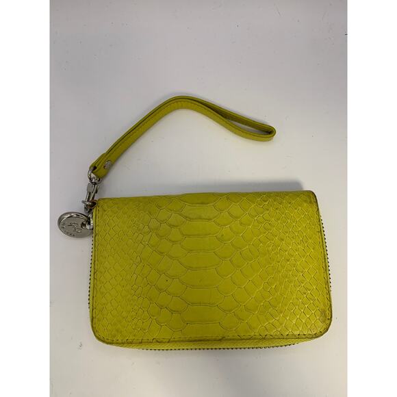 Gigi New York Yellow Crocodile Print Leather Wristlet - Picture 2 of 7